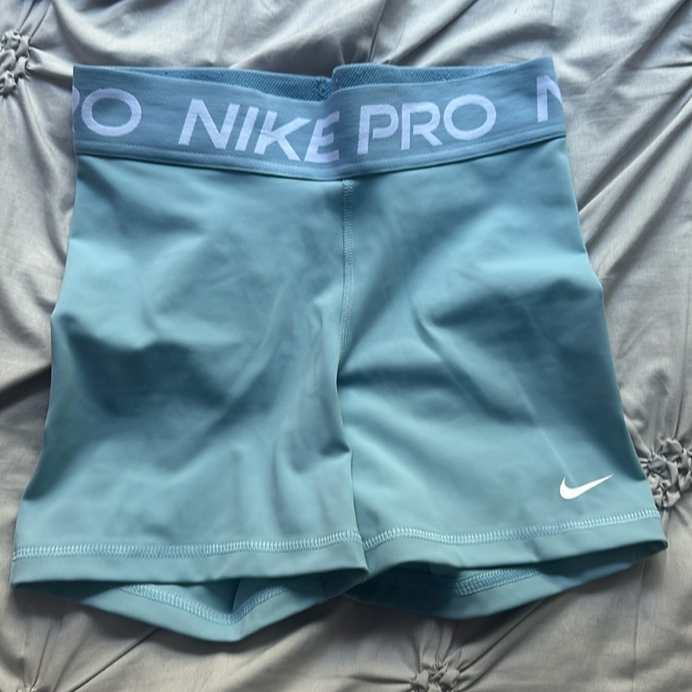 blue nike pro